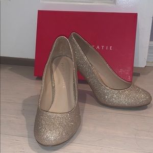 Sparkly gold heels